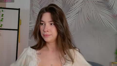 Marie LEAVE YOUR  WITH ME online show from 06-10-26, 05:28