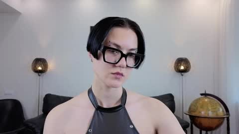 Snapshot of marie_fitch chatting on 05-29-26, 03:48 Marie Fitch online show from 05-29-26, 03:48
