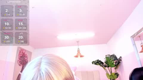 Snapshot of marie_harper chatting on 02-25-25, 03:52 Marie online show from 02-25-25, 03:52