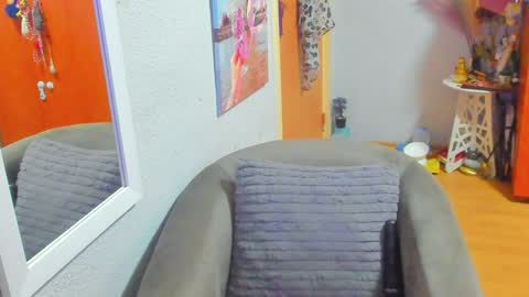 Snapshot of marie_marie03 chatting on 02-05-25, 09:46 Marie   online show from 02-05-25, 09:46