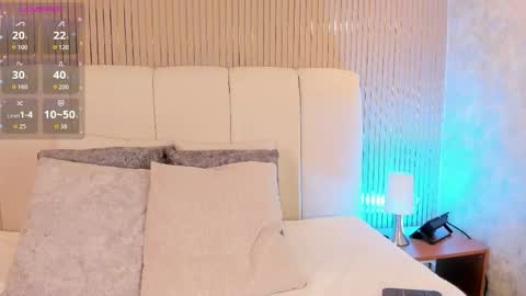 Snapshot of marie_miller_ chatting on 04-29-26, 05:30 M A R I E online show from 04-29-26, 05:30