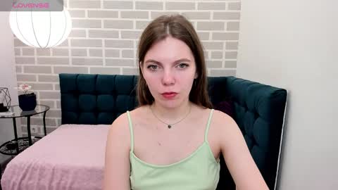 Mary 3 online show from 10-05-25, 01:48