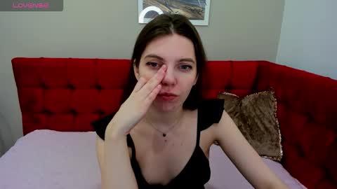 Mary 3 online show from 01-14-26, 02:06