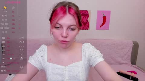Snapshot of marie_reyess chatting on 06-07-26, 05:44 Marie 3 online show from 06-07-26, 05:44