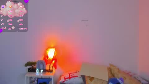 Snapshot of marieetaylor chatting on 06-29-26, 07:36 Mariee online show from 06-29-26, 07:36