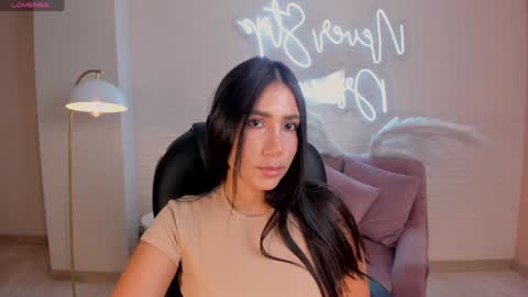 Snapshot of mariejane2 chatting on 01-11-25, 10:51 Im Marie Jane online show from 01-11-25, 10:51