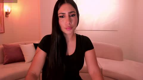 Snapshot of mariejane2 chatting on 01-13-25, 10:47 Im Marie Jane online show from 01-13-25, 10:47