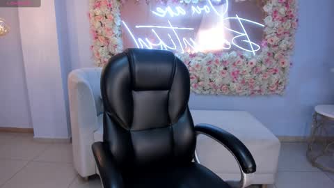 Snapshot of mariejane2 chatting on 02-28-25, 10:41 Im Marie Jane online show from 02-28-25, 10:41