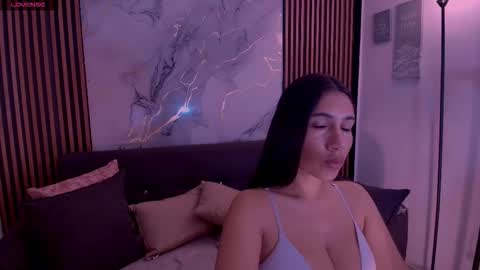 Snapshot of mariejane2 chatting on 11-01-25, 02:19 Im Marie Jane online show from 11-01-25, 02:19