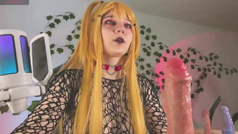 Snapshot of mariel_a_gold chatting on 05-23-26, 08:40 Mariel Gold online show from 05-23-26, 08:40