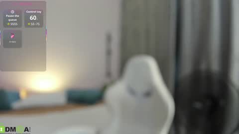 Mariel online show from 06-17-26, 02:03