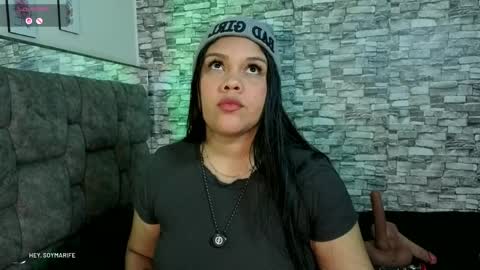 Snapshot of mariferprivxx chatting on 05-01-26, 05:12 M A R I F E R online show from 05-01-26, 05:12