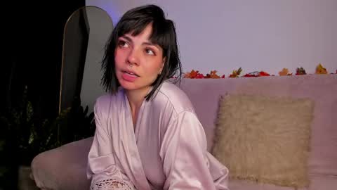 Amelie online show from 06-07-26, 06:17