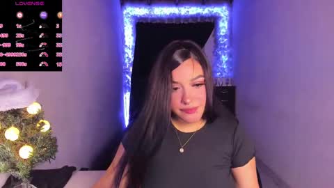 Snapshot of mariiana_hasper chatting on 01-05-25, 12:20 Mariana Hasper online show from 01-05-25, 12:20