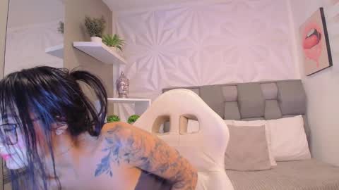 Maryyy online show from 02-10-26, 03:27