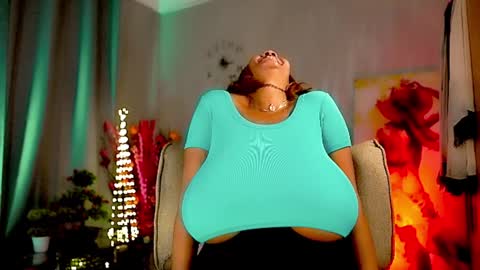 Snapshot of mariicha chatting on 01-06-25, 09:41 Nikita - Scroll down and read my bio please. New Pictures in Bio online show from 01-06-25, 09:41