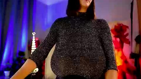 Nikita - Scroll down and read my bio please. New Pictures in Bio online show from 11-19-25, 07:08