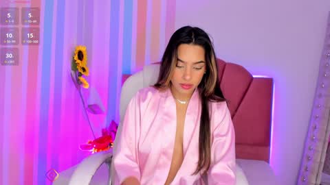 Marilyn online show from 01-10-25, 01:10