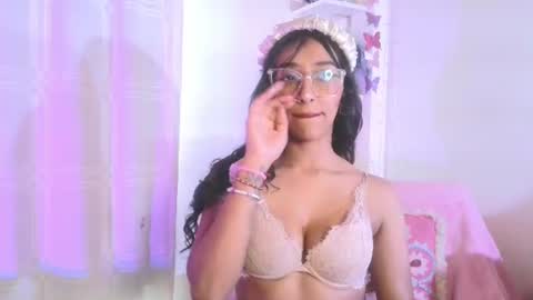 Snapshot of marijaneh chatting on 07-22-26, 01:25 Luna Dulk online show from 07-22-26, 01:25
