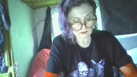 MariLin8 online show from 06-20-26, 02:36