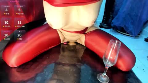 marilyn_jon3s online show from 10-17-25, 03:14