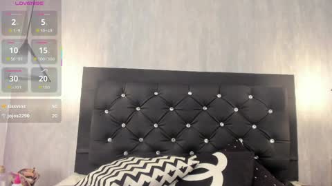 Marilyn  online show from 04-01-26, 01:41