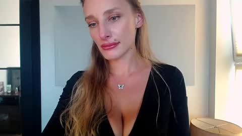 Snapshot of marilyndevilish chatting on 09-09-25, 04:28 MarilynDevilish online show from 09-09-25, 04:28