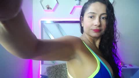 marilynetthan online show from 12-20-24, 01:22