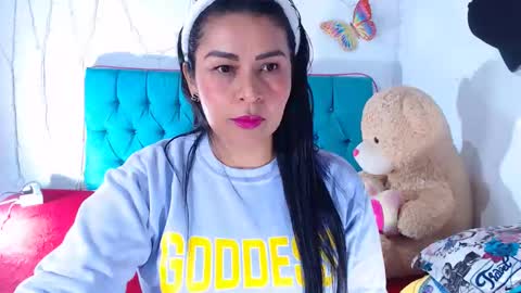 MarilynRoxy online show from 01-11-26, 04:28