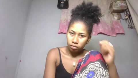 Snapshot of marina0506 chatting on 01-06-26, 07:28 marina0506 online show from 01-06-26, 07:28