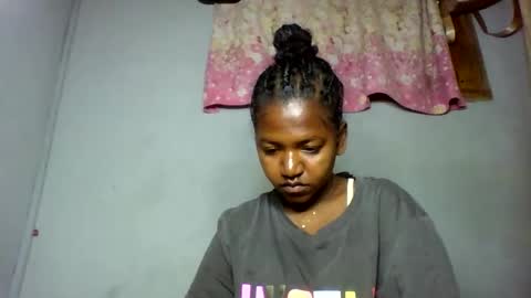 Snapshot of marina0506 chatting on 01-12-26, 04:56 marina0506 online show from 01-12-26, 04:56