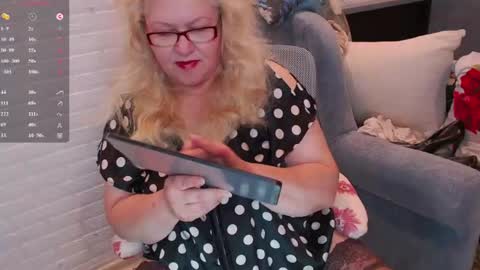 Marina online show from 07-17-26, 12:17