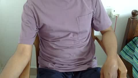 Snapshot of marinavine chatting on 05-24-26, 05:01 The SHY UncutBoy online show from 05-24-26, 05:01