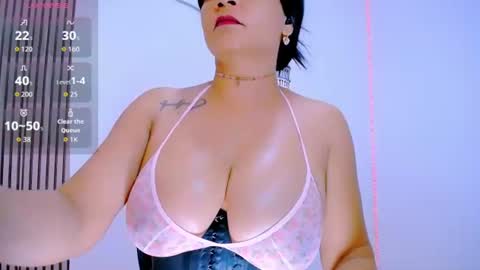 Snapshot of mariposaxox chatting on 07-28-26, 05:03 Pao online show from 07-28-26, 05:03