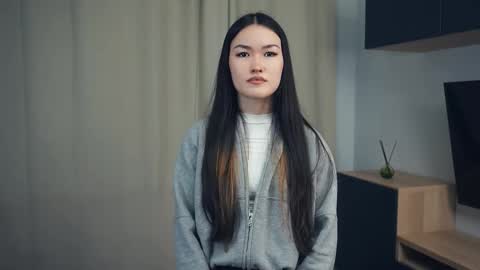 Snapshot of mariselasode chatting on 11-30-25, 07:18 Akari online show from 11-30-25, 07:18