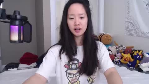 Snapshot of marissapeach chatting on 10-26-25, 02:56 MarissaPeach online show from 10-26-25, 02:56