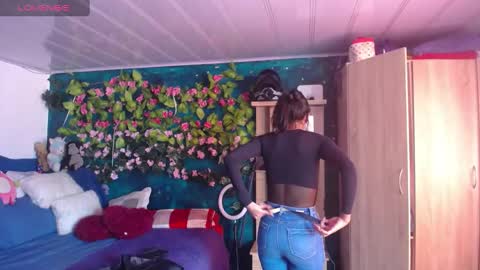 Maritza Ferrer -Samara Beltran online show from 02-08-25, 05:50