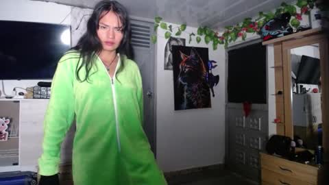 Maritza Ferrer -Samara Beltran online show from 10-25-25, 07:27