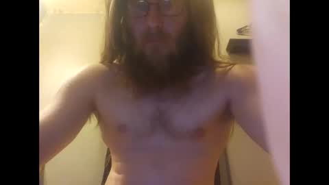 Snapshot of marius02385 chatting on 04-17-26, 12:46 marius02385 online show from 04-17-26, 12:46