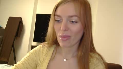 mariwell online show from 04-11-26, 12:31