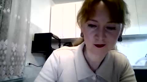 mariza_love359092 online show from 02-04-26, 08:58