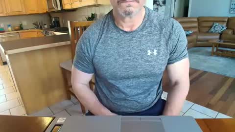 Snapshot of mark48130 chatting on 02-25-25, 09:13 Mark online show from 02-25-25, 09:13