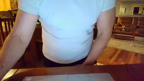 Snapshot of mark48130 chatting on 03-05-25, 01:21 Mark online show from 03-05-25, 01:21
