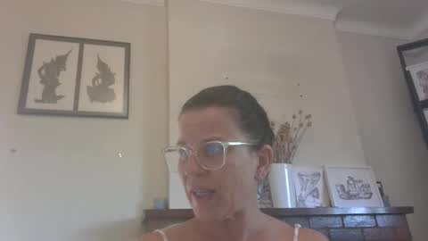 mark_and_lola online show from 12-04-25, 11:24