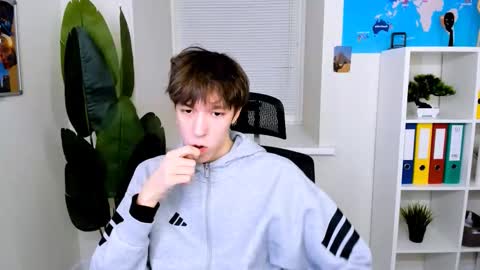 Mark online show from 02-08-26, 02:42