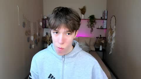 Mark online show from 03-29-26, 09:31