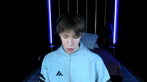 Mark online show from 04-24-26, 12:51