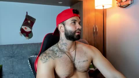 Mark online show from 12-15-25, 11:09