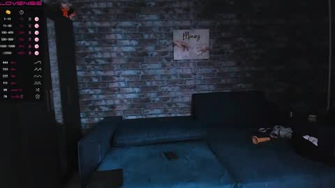 Mark online show from 03-27-26, 02:28