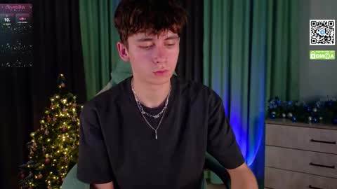 Mark online show from 12-21-25, 01:07